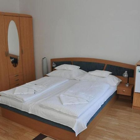 Silent Apartmanház Harkány Exterior foto